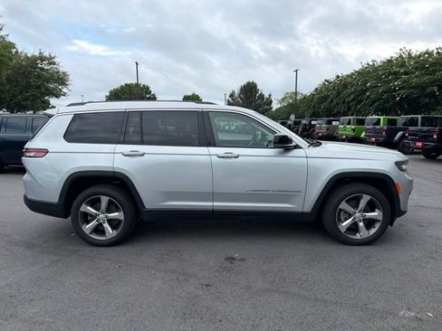 Used 2021 Jeep Grand Cherokee L Limited w/ Trailer Tow Group (B) AWD/4WD image 2