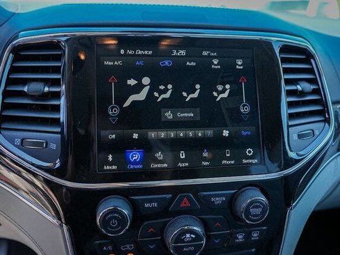 Used 2021 Jeep Grand Cherokee Summit image 19