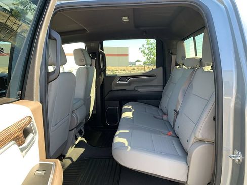Used 2024 GMC Sierra 1500 AT4 w/ AT4 Preferred Package AWD/4WD image 28