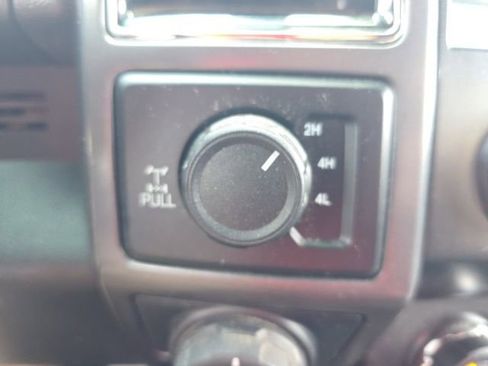 Used 2020 Ford F150 XLT w/ Equipment Group 302A Luxury AWD/4WD image 19