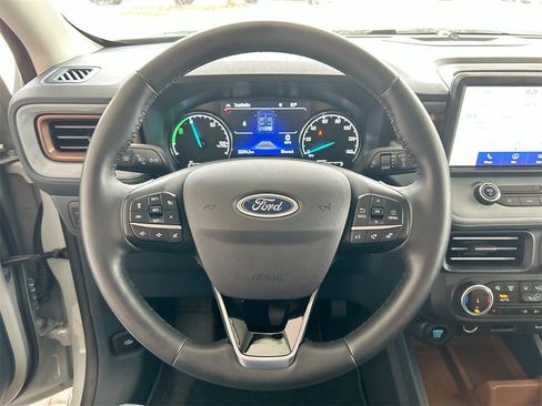 Used 2024 Ford Maverick Lariat image 15