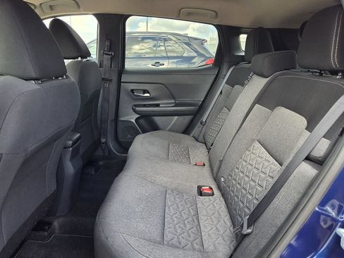 Used 2025 Nissan Kicks SV FWD image 27