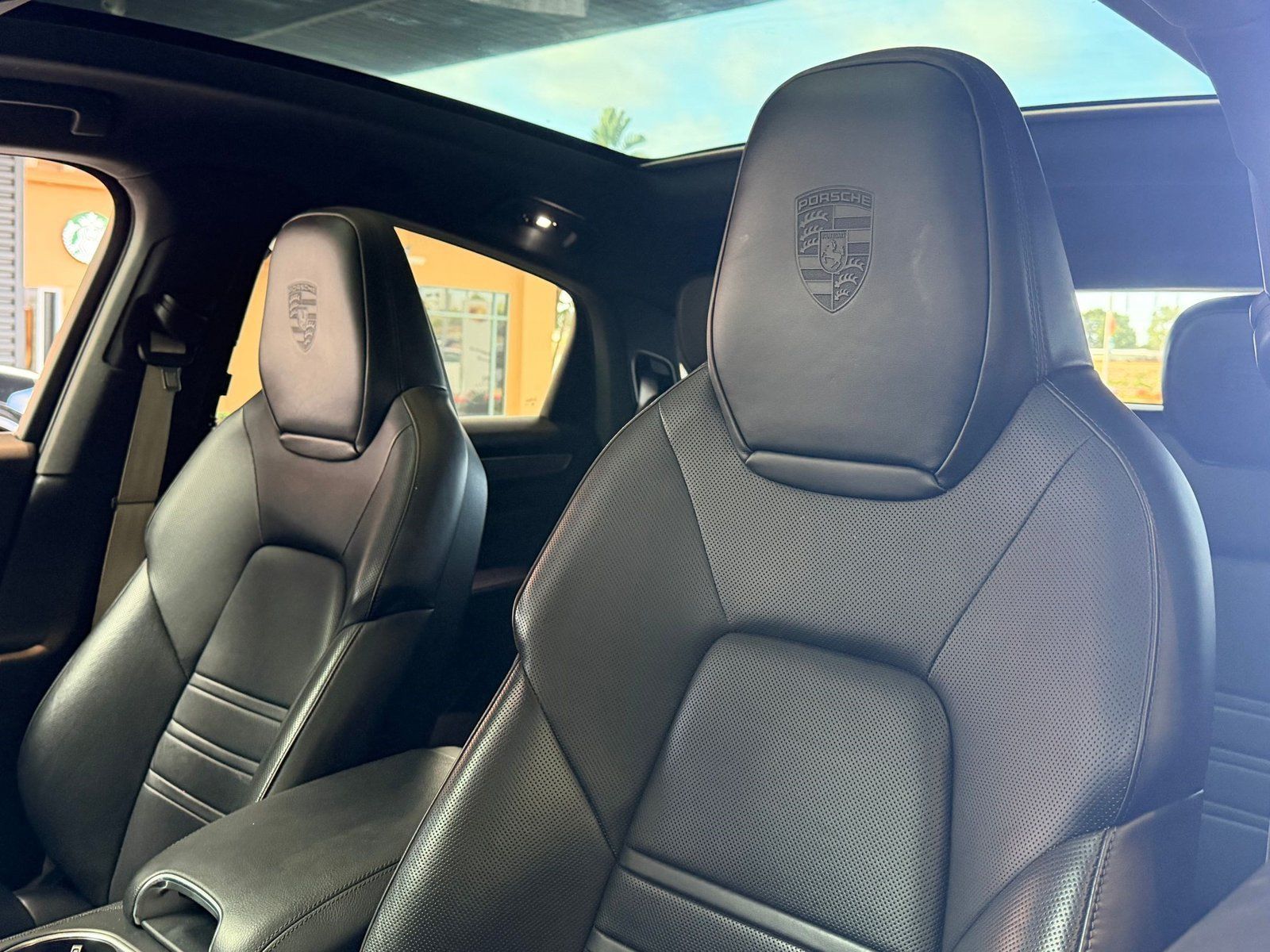 Certified 2023 Porsche Cayenne S AWD/4WD image 11