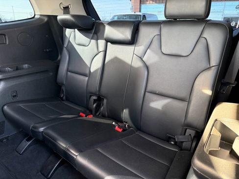 Used 2022 Kia Telluride LX image 20