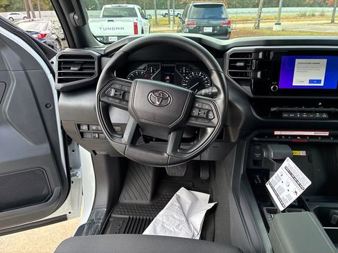 New 2026 Toyota Tundra SR image 18