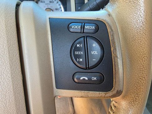 Used 2009 Ford F350 Lariat image 24