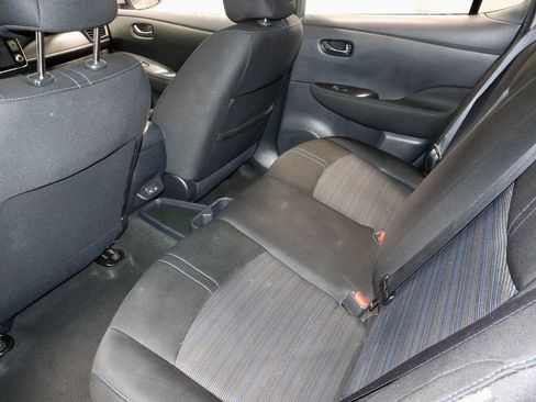 Certified 2023 Nissan Leaf S image 20