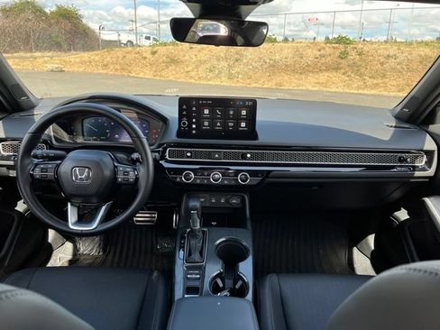 Used 2025 Honda Civic Sport image 9
