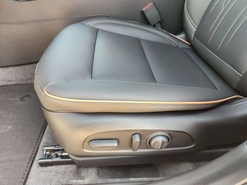 New 2026 Buick Envista Preferred FWD image 18