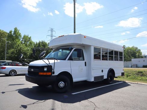 Used 2004 Chevrolet Express 3500 w/ School Bus Package image 5