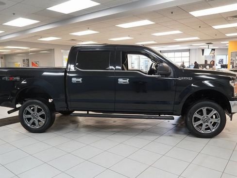 Used 2018 Ford F150 XLT image 14