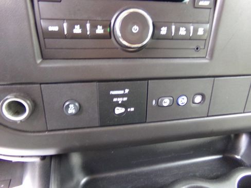 Used 2013 Chevrolet Express 3500 LT w/ LT Preferred Equipment Group RWD image 15