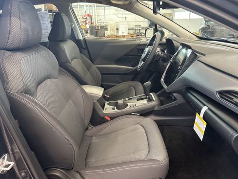 Used 2024 Subaru Crosstrek 2.0i Premium AWD/4WD image 4