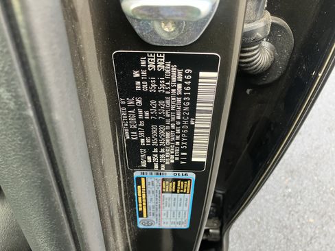 Used 2022 Kia Telluride S image 31