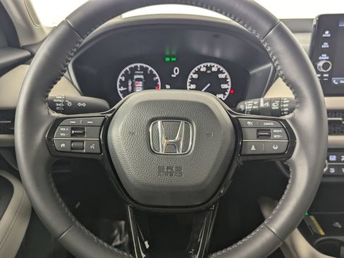 Used 2024 Honda HR-V EX-L image 16