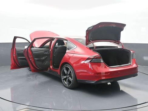 Used 2024 Honda Accord Sport image 77