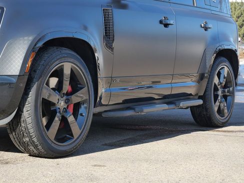 Used 2024 Land Rover Defender 110 Carpathian Edition image 5