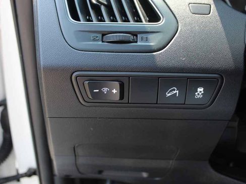 Used 2015 Hyundai Tucson Limited w/ Option Group 03 FWD image 13