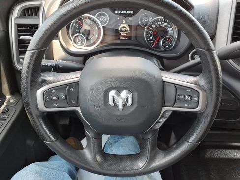 Used 2024 RAM 3500 Tradesman w/ Chrome Appearance Group AWD/4WD image 21
