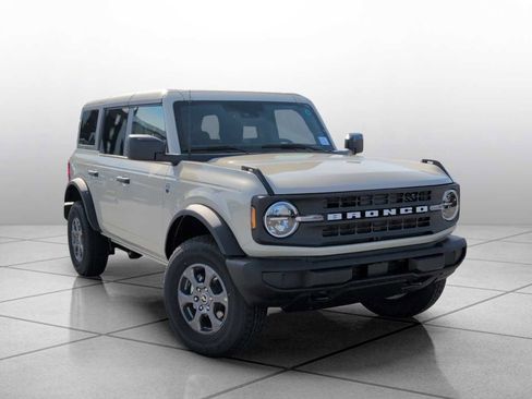New 2025 Ford Bronco Big Bend image 2