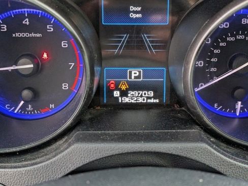 Used 2016 Subaru Outback 2.5i Limited image 11