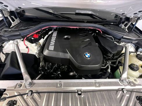 Used 2025 BMW X3 xDrive30i AWD/4WD image 9