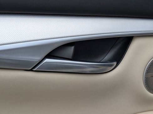 Used 2019 INFINITI QX50 Essential w/ Premium Heat Package image 30