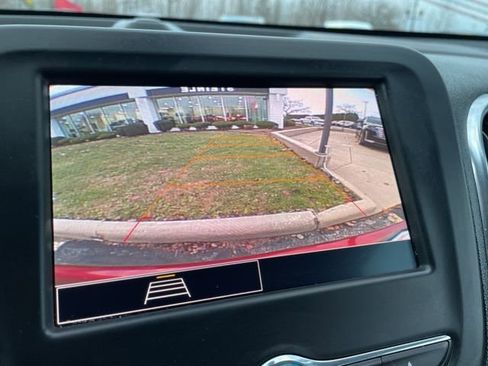 Used 2024 Chevrolet Equinox LT image 24