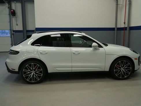 New 2026 Porsche Macan S image 11