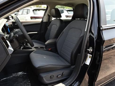 New 2026 Volkswagen Jetta SE FWD image 20