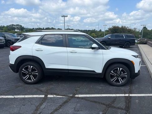 Certified 2023 Chevrolet TrailBlazer LT FWD image 5