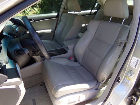Used 2010 Acura TSX V6 Sedan FWD image 21