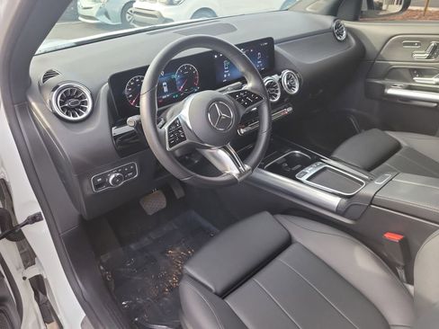 Used 2025 Mercedes-Benz GLA 250 image 17