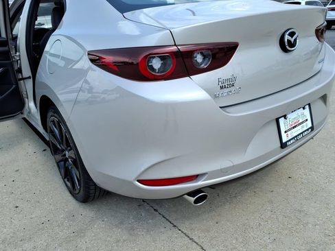 Used 2025 MAZDA MAZDA3 s FWD image 22