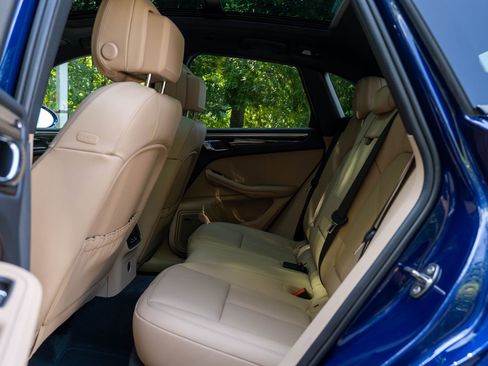 New 2026 Porsche Macan image 33