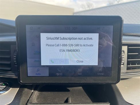 Used 2020 Ford Explorer XLT image 17