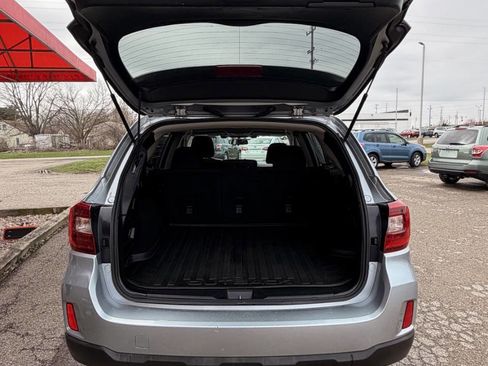 Used 2015 Subaru Outback 2.5i Premium image 12