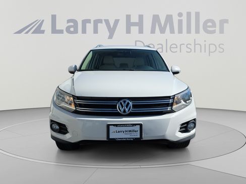 Used 2012 Volkswagen Tiguan S AWD/4WD image 8