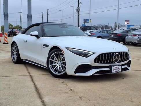 Used 2023 Mercedes-Benz SL 43 AMG image 1