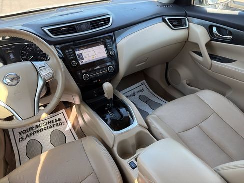 Used 2015 Nissan Rogue SL AWD/4WD image 12