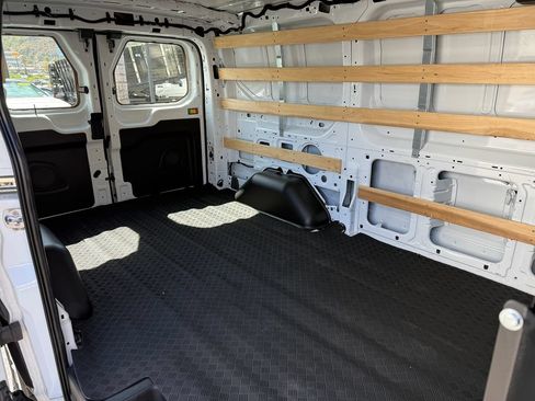Used 2025 Ford Transit 250 Low Roof w/ Exterior Upgrade Package RWD image 17