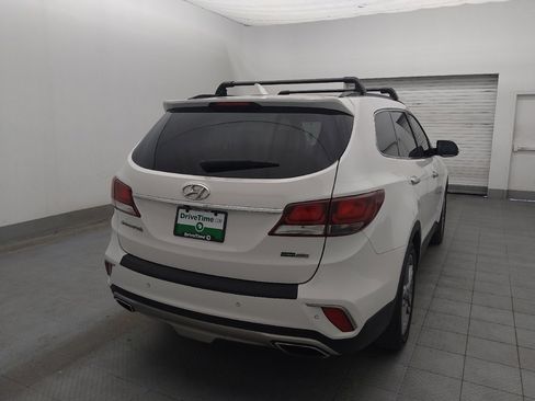 Used 2018 Hyundai Santa Fe AWD image 9
