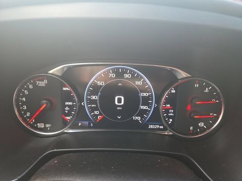 Used 2025 Chevrolet Blazer RS FWD image 2