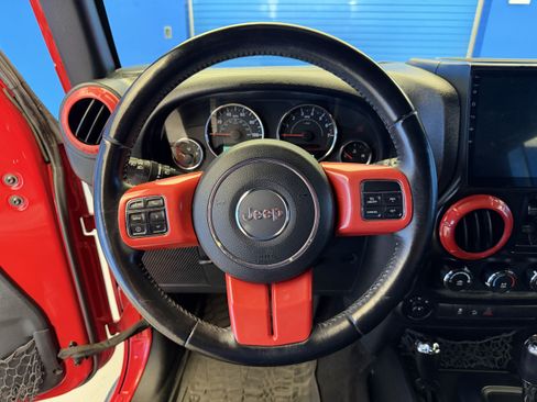 Used 2017 Jeep Wrangler Unlimited Sport w/ Quick Order Package 24S AWD/4WD image 14