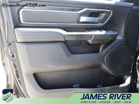 Used 2022 RAM 1500 Big Horn AWD/4WD image 20