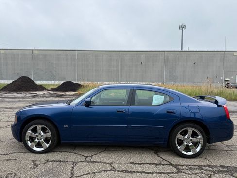 Used 2010 Dodge Charger Rallye RWD image 6