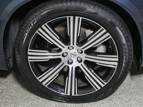 Used 2022 Volvo XC90 T6 Inscription w/ Lounge Package image 15