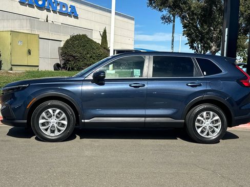 Used 2025 Honda CR-V LX image 7