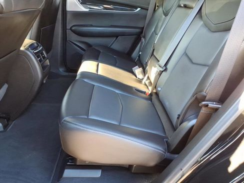 Certified 2022 Cadillac XT5 Premium Luxury image 11