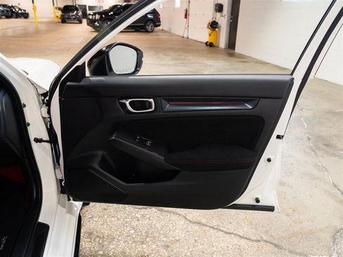 Used 2023 Honda Civic Type R image 31